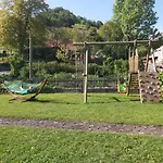 Campo de lujo Glamping Zeleni Turizem Makole