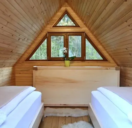 Glamping Naselje Zeleni Turizem Makole