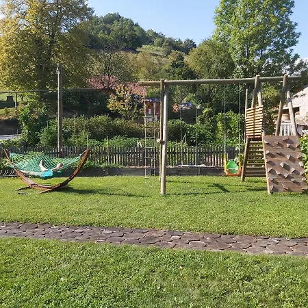 Campo de lujo Glamping Zeleni Turizem Makole