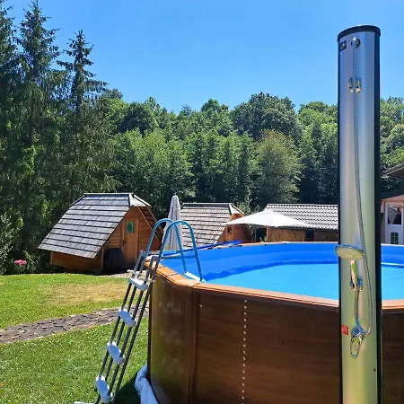 Glamping Zeleni Turizem Campo de lujo Makole
